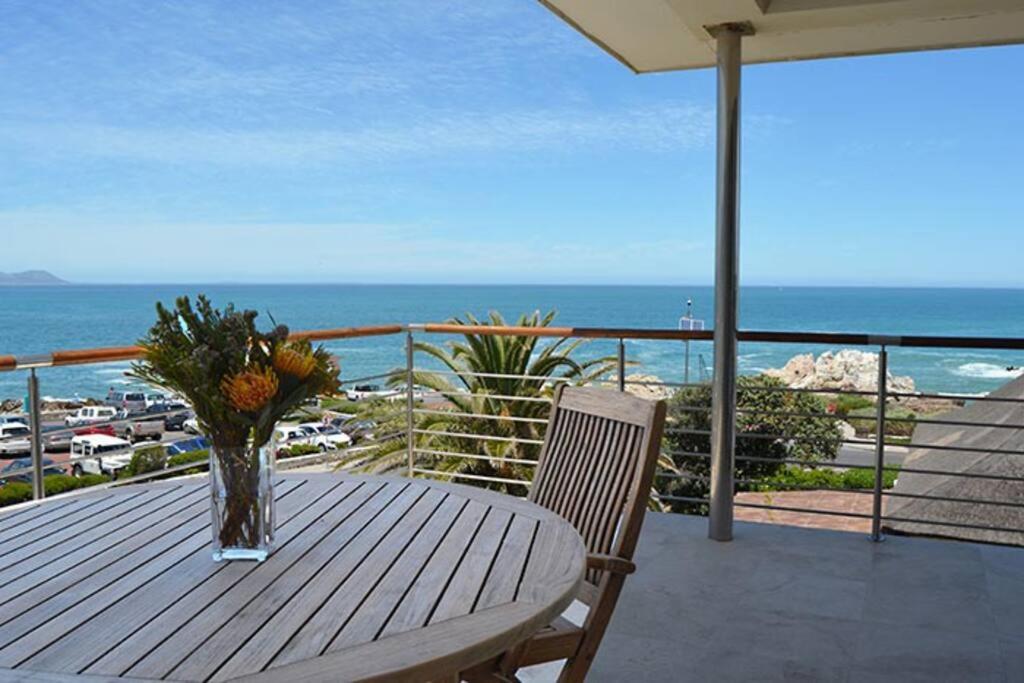 Hermanus Seaview Apartment Exterior foto